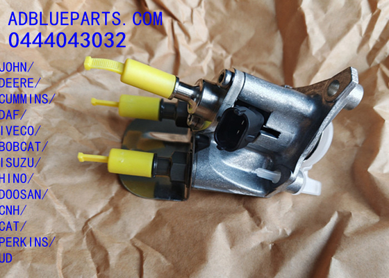 0444043032 OEM BOSCH DEF DOSING UNIT / UREA NOZZLE / DOSING MODULE 0444043032 Adblue Injector Bocal de dosagem para JOHN DEERE CUMMINS DAF IVECO BOBCAT ISUZU HINO DOOSAN CNH PER CATKINS UD
